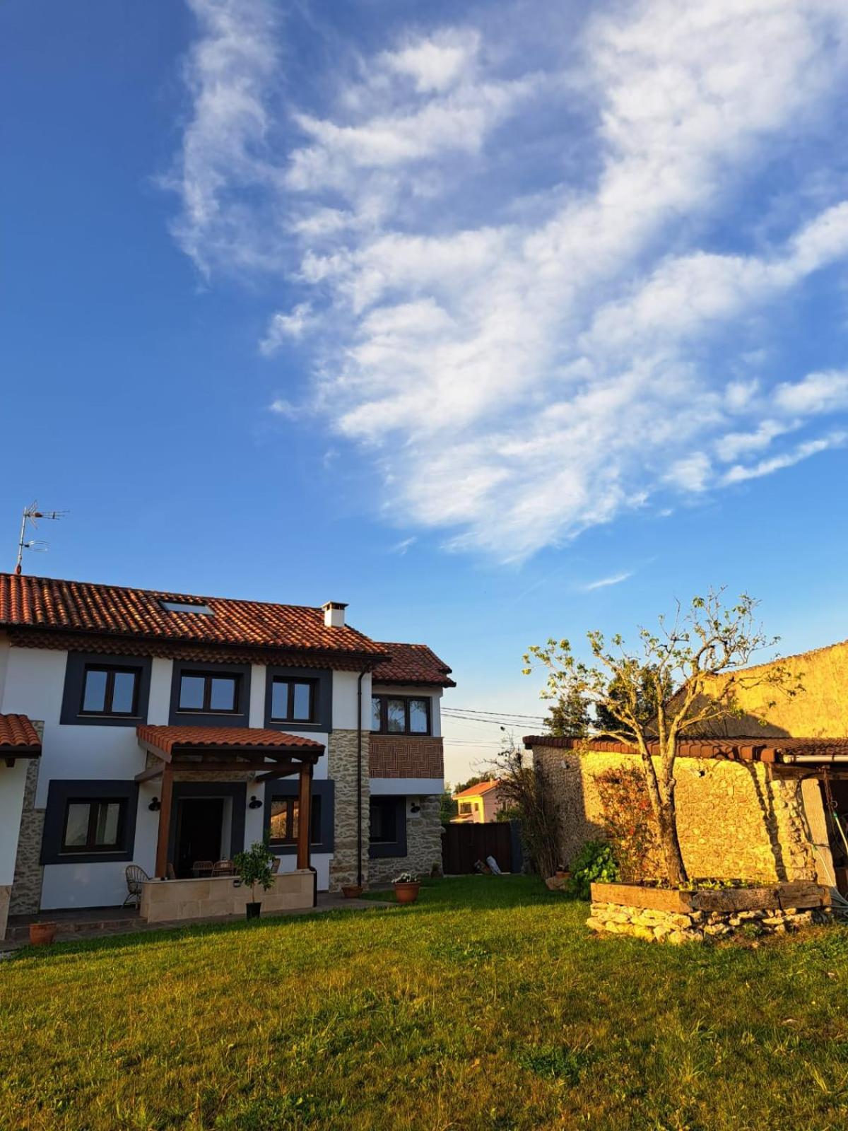 Terradeva Apartamentos Colombres Luaran gambar